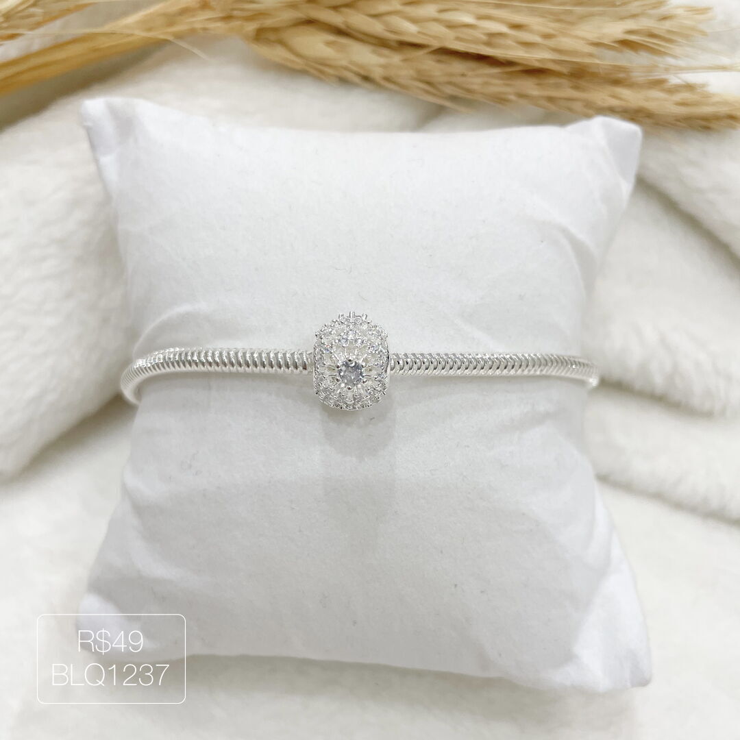 Berloque Flor Cristal Passador Cravejado Prateado